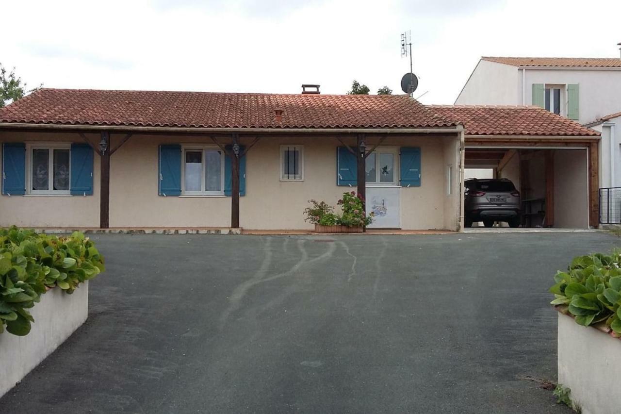 Grande Maison A Hiers Brouage Exterior photo